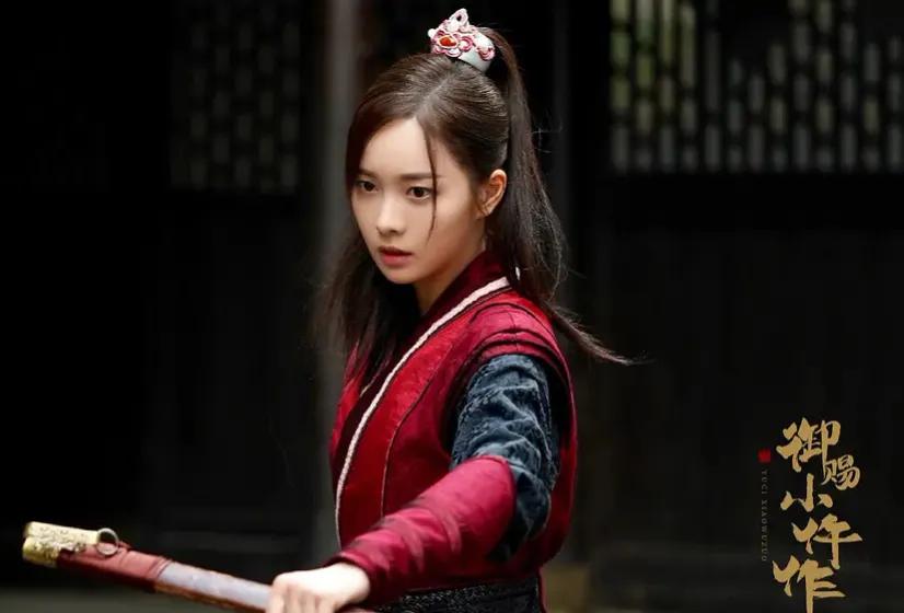 内地版《W两个世界》开播，被嘲自取其辱，网友：那可是李钟硕