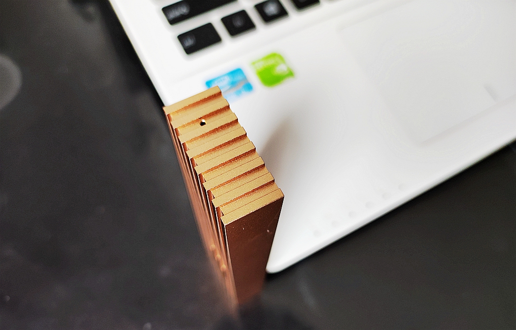 oricom2硬盘盒怎么样,orico透明m2硬盘盒