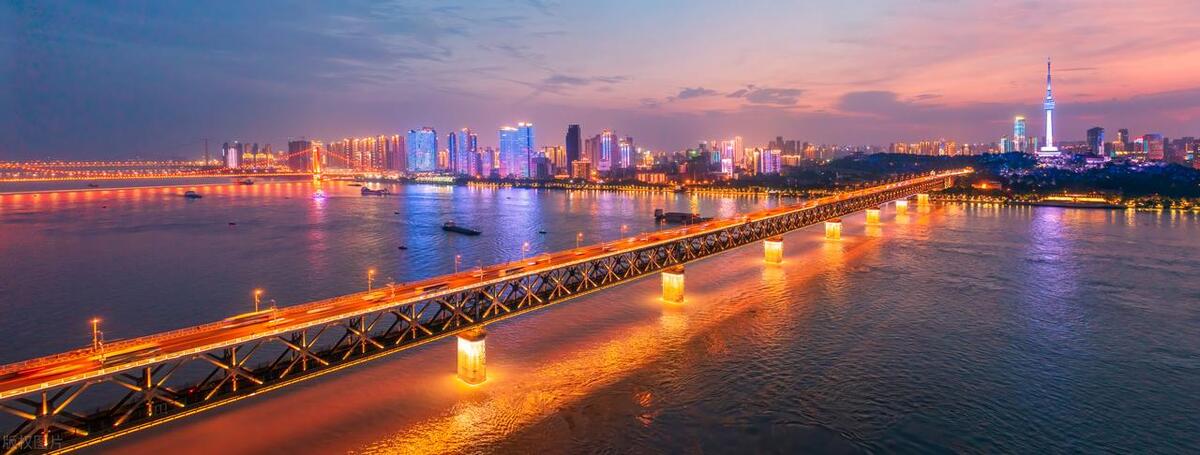 武汉武昌区著名的旅游景点有哪些,第一次到武汉必游景点