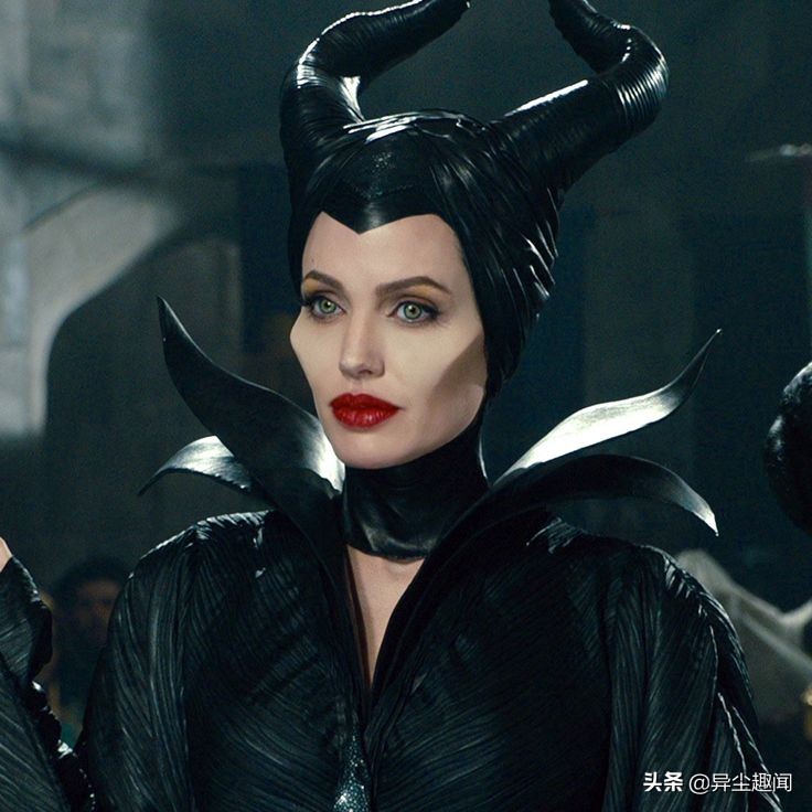 沉睡魔咒的王子其实是澳洲的阳光小鲜肉!他曾演出加勒比海盗