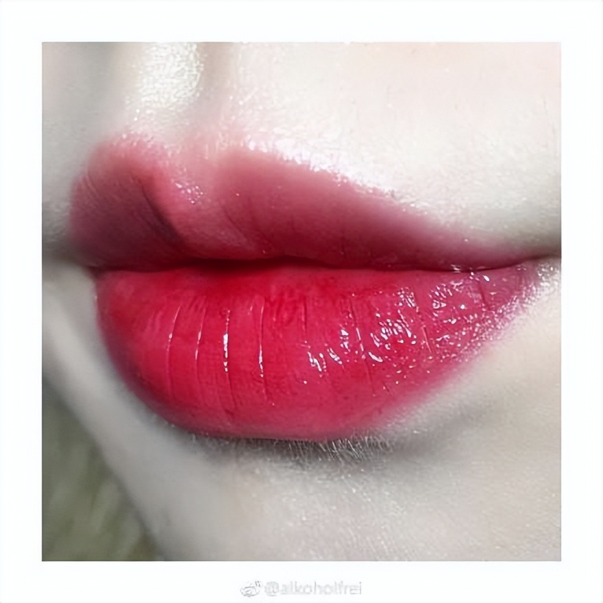 不挑人显白的口红颜色推荐,显白百搭口红镜面