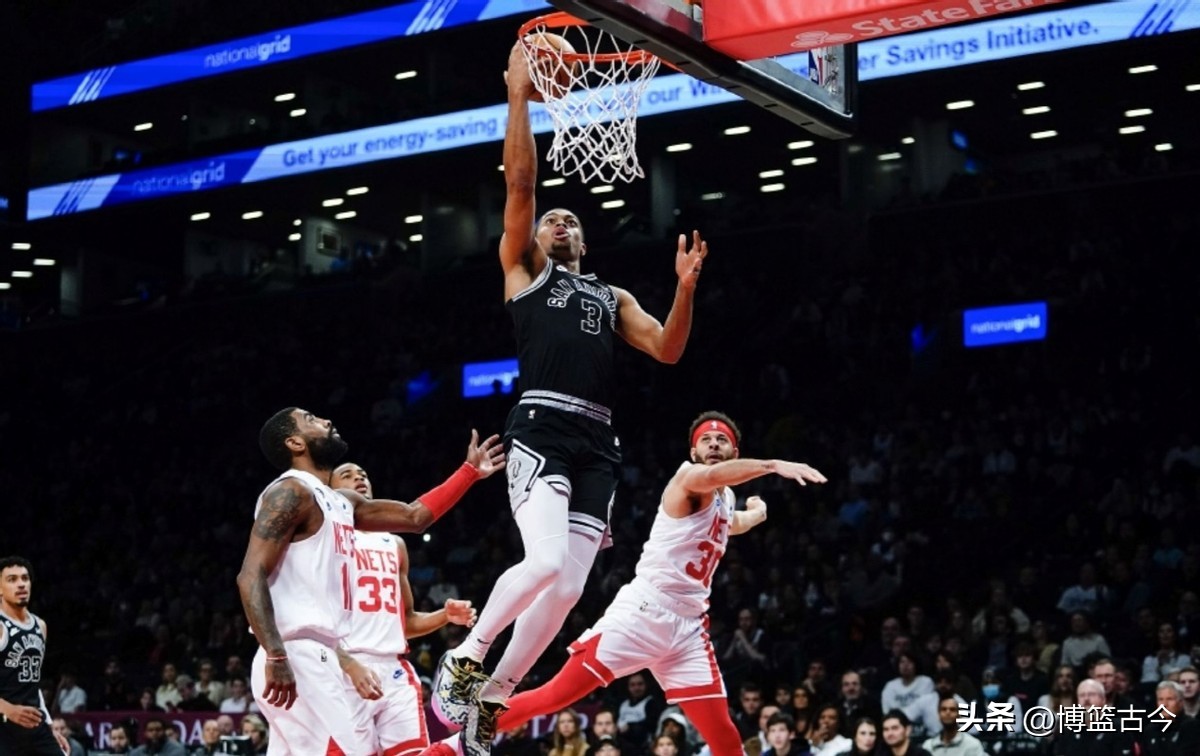 英雄联盟的克隆模式正在NBA赛场上演：球员如同流水线的产品