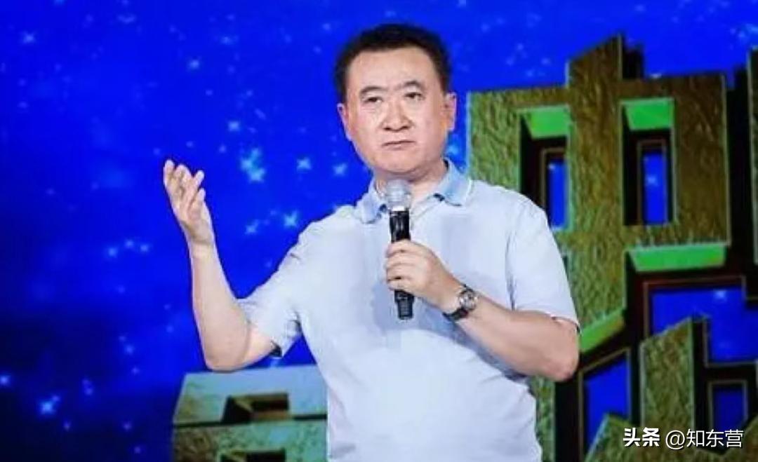 20岁就要成熟一点,20岁就要穿得成熟一点