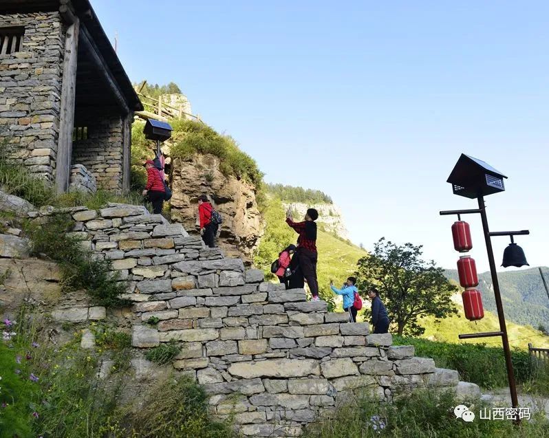 科考山西省宁武县春景洼“火山”：跟着山一起修行（之2）