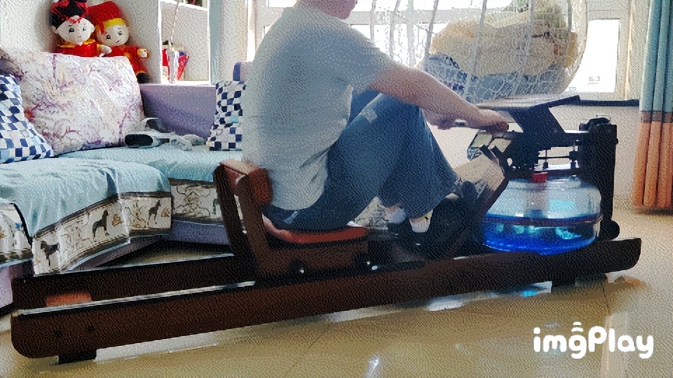 如何用划船机半年的时间减肥40斤,20分钟划船机减脂教程