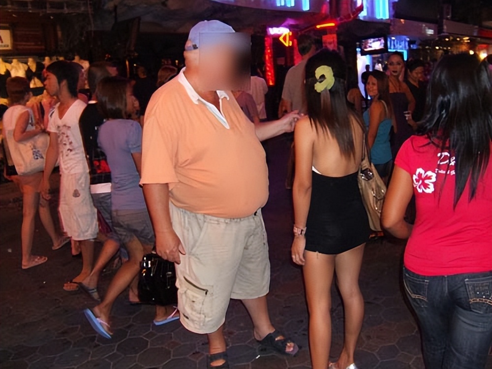 李某峰被罚了多少钱,李某峰诈骗案