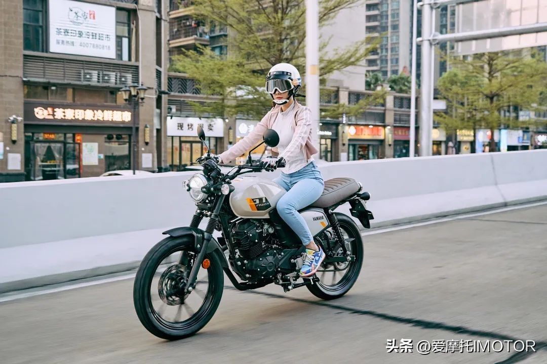 雅马哈gt150最新款,雅马哈发布通勤复古车gt150fazer