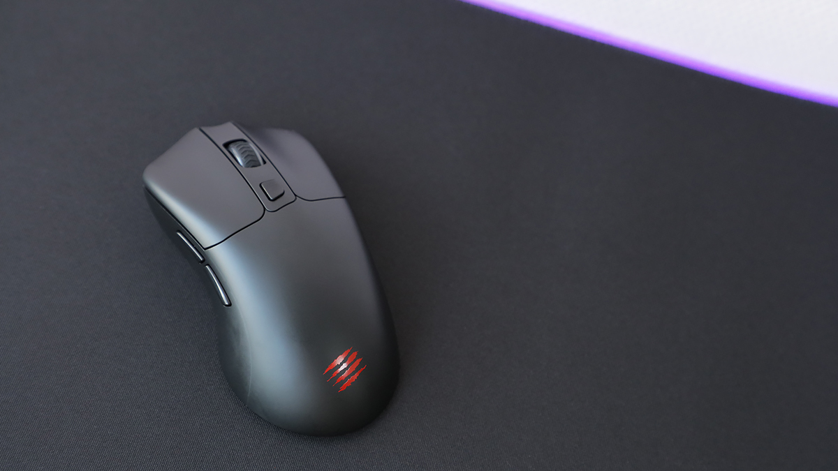 美加狮鼠标和罗技对比,美加狮mojom2游戏鼠标