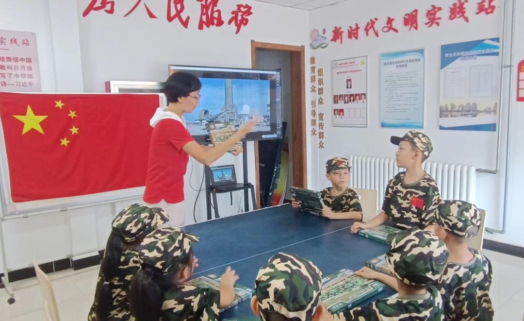 原地踏步转齐步走口令,立正稍息向左向右转口令