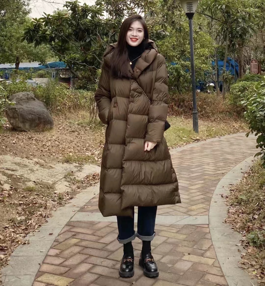 冬季穿什么颜色的羽绒服比较百搭,每个色系都很好看