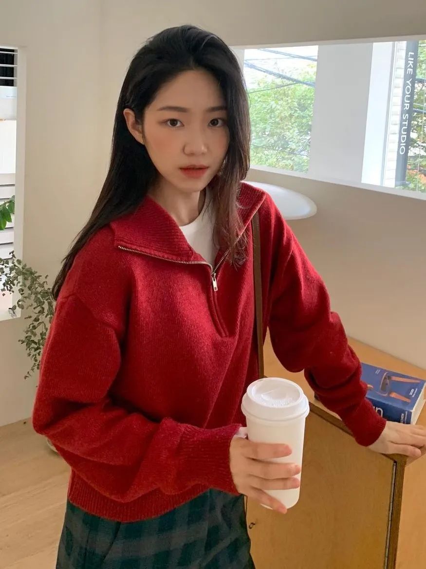 红色系穿搭过年成熟,红色系穿搭过年高级感