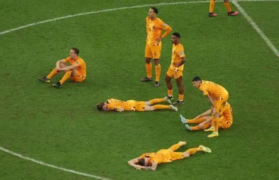 马拉多纳评价梅西世界杯亚军,梅西18年世界杯神级停射马拉多纳