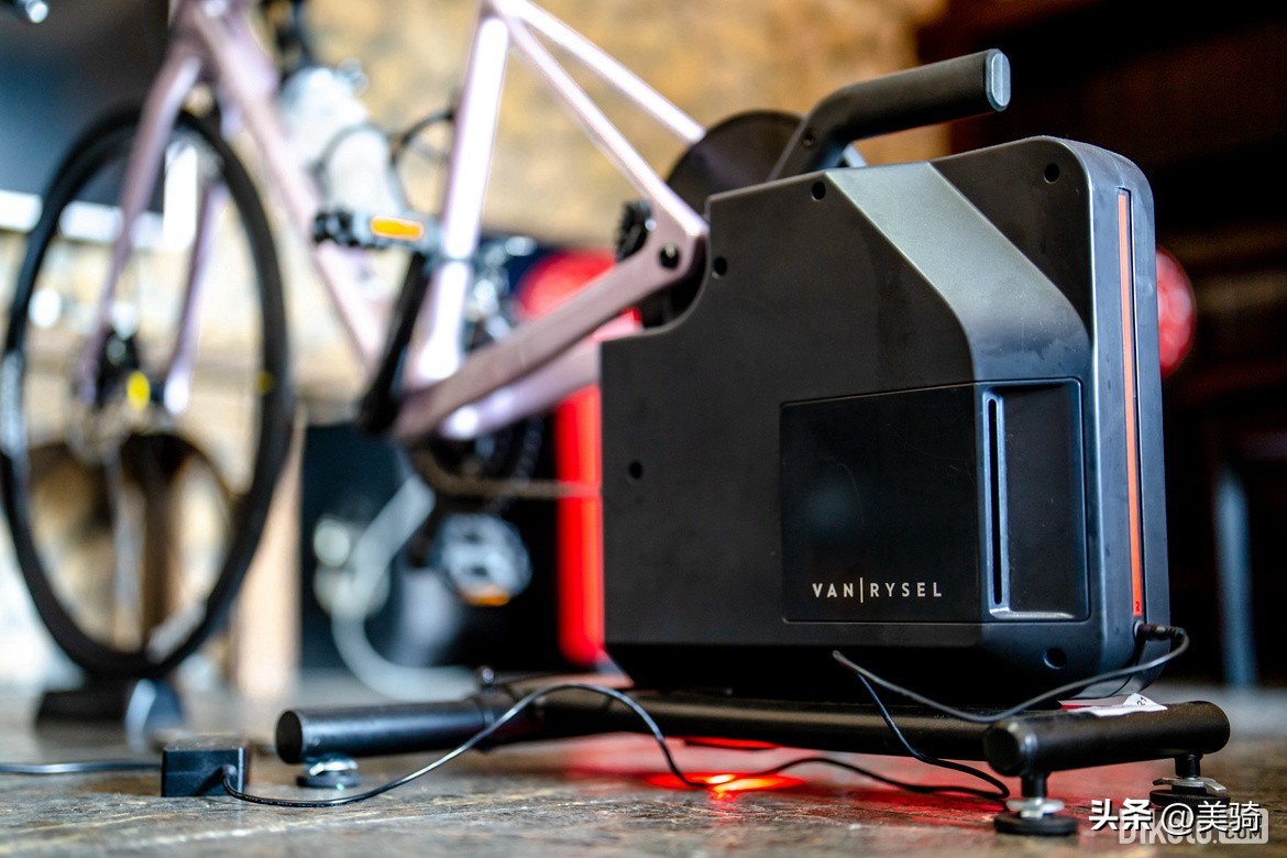 迪卡侬最新款公路车,不止于尔迪卡侬公路车新品发布会