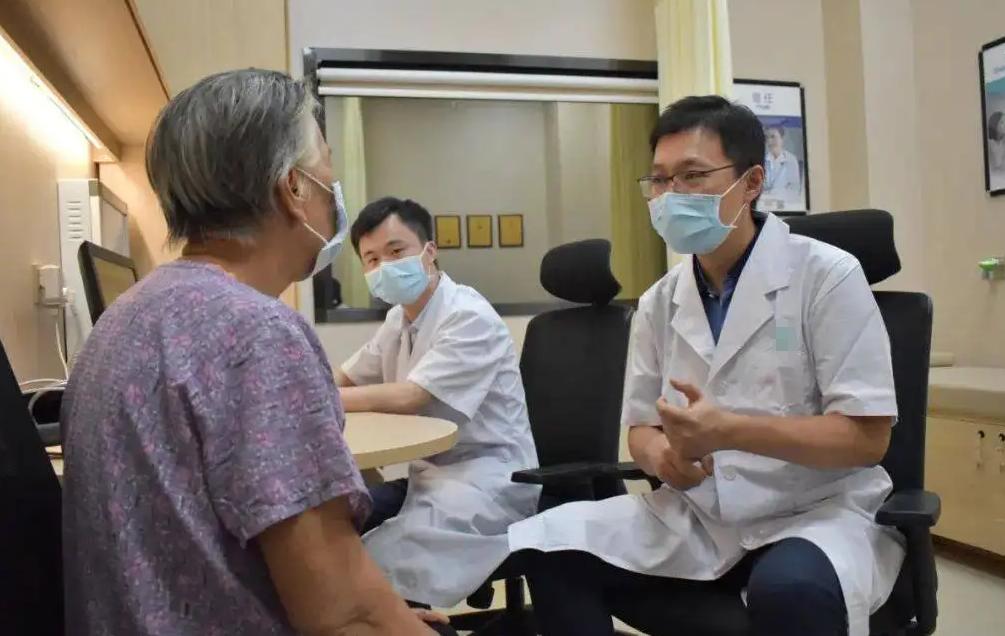 医学各专业就业前景中医,医学就业率最吃香的十大专业