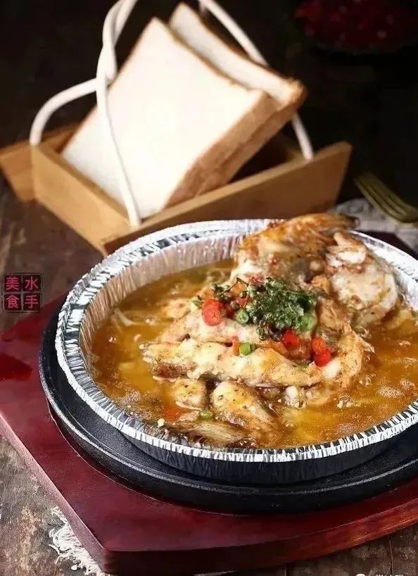 特色绝味鲈鱼做法,七星鲈鱼最正宗的做法