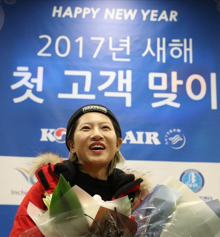 对比日印意韩国才最狠:中国人入境两次核酸暂停签证严控航班