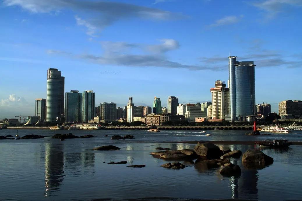 厦门文明城区测评,厦门是一座美丽的海滨城市
