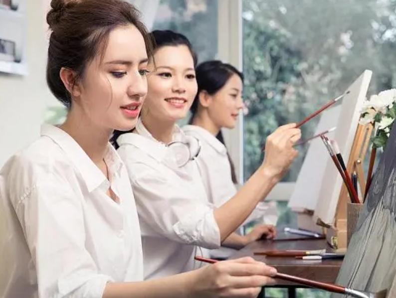 90后海归女生当保姆,在北京豪宅当保姆