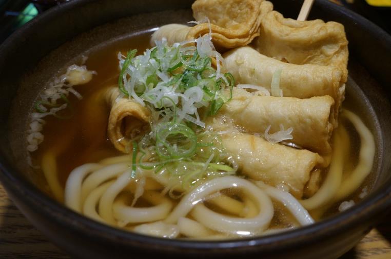 乌冬面与普通面有什么区别,乌冬面是什么面粉