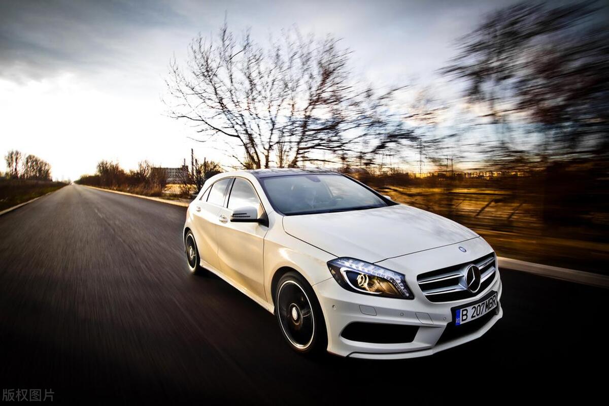 家用汽车30万排行榜前十名,30万左右的油电混动汽车推荐