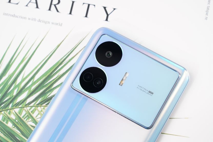 最新oppo和vivo手机哪款性价比高,oppo和vivo哪个手机更值得购买