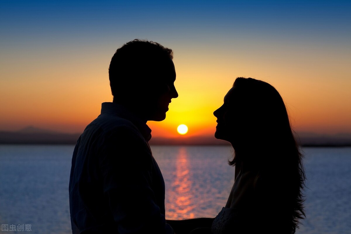 遇到容易引发争吵的问题时，如何与伴侣进行对话？