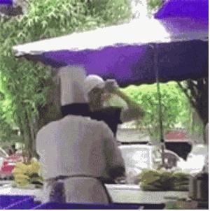 女孩子看见照片后就发个哈哈哈,姑娘不是什么照片都能随便发的