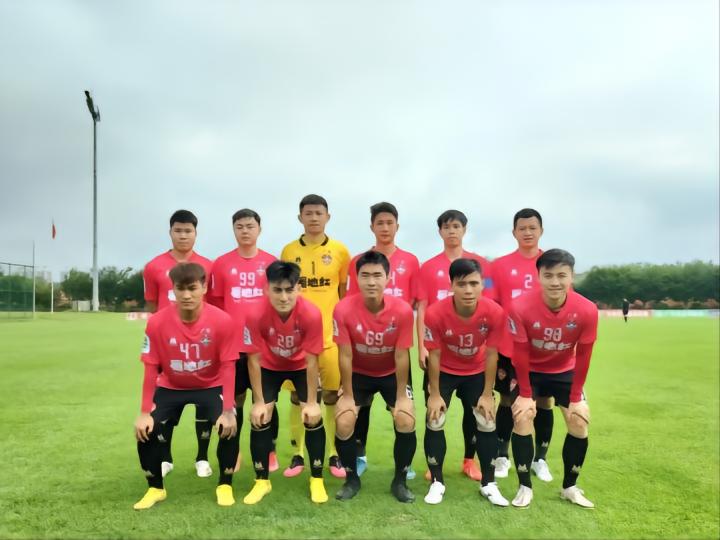 盘点足球荒漠省份,广东繁华图片