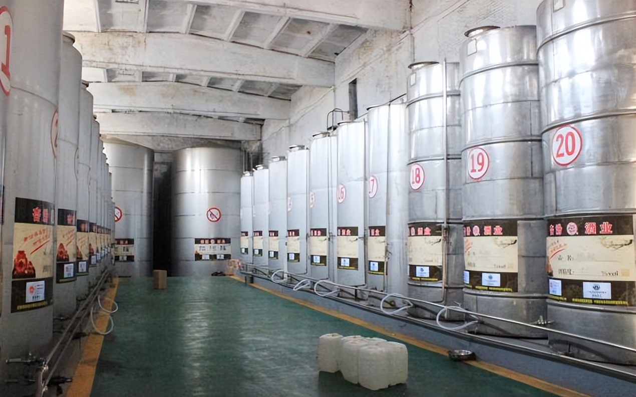 为什么散酒比瓶装酒更好喝呢,散酒和瓶装酒的区别