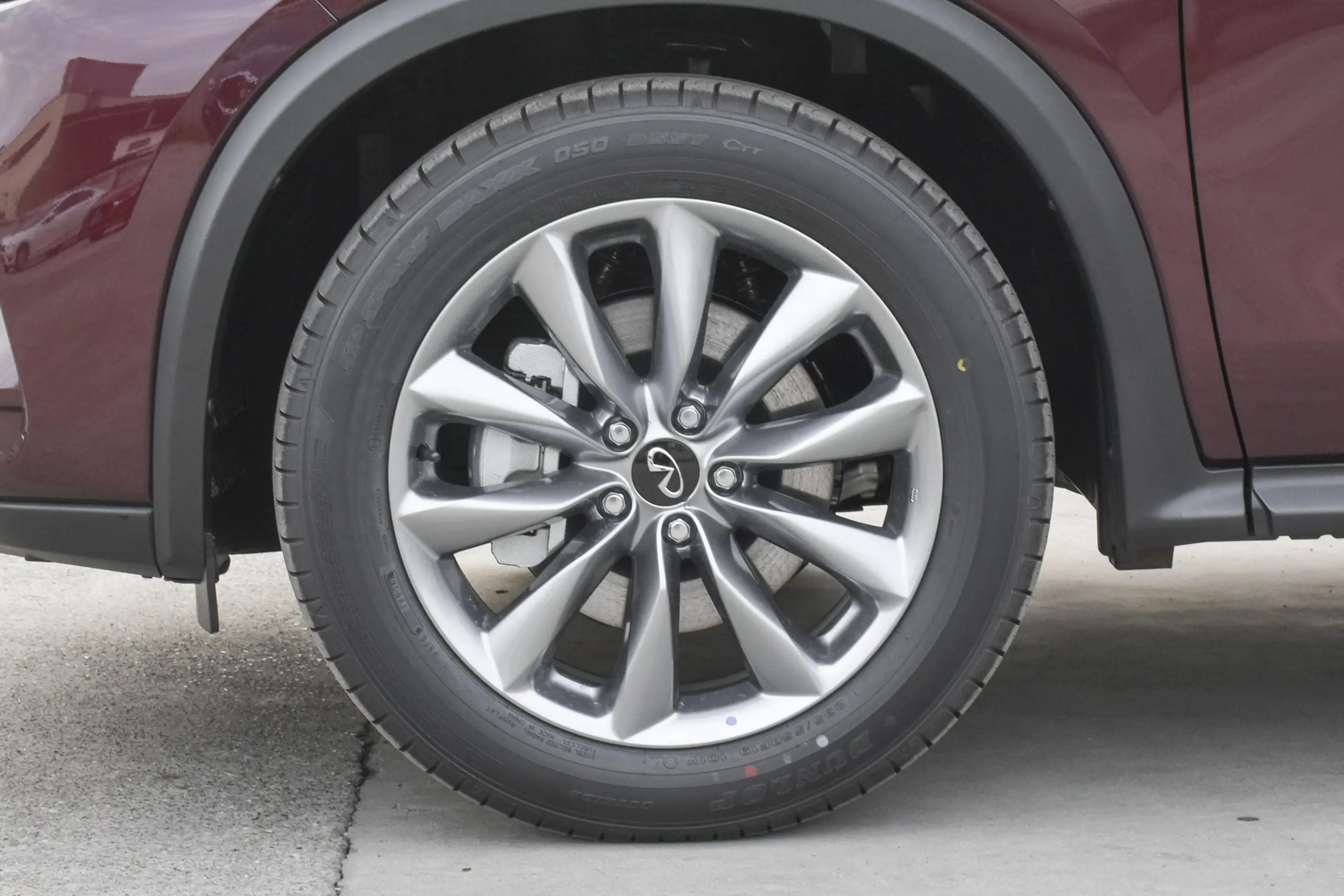 外形大气油耗低,外观大气油耗低价格亲民