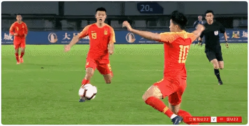 国足蛀虫李铁:罪行不止敛财上亿,戴罪立功曝光足坛背后*b大**oss