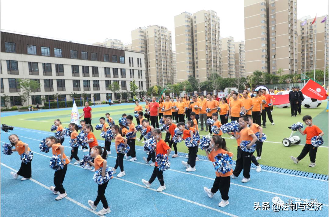 幼儿园亲子足球游戏,濮阳市实验幼儿园亲子嘉年华