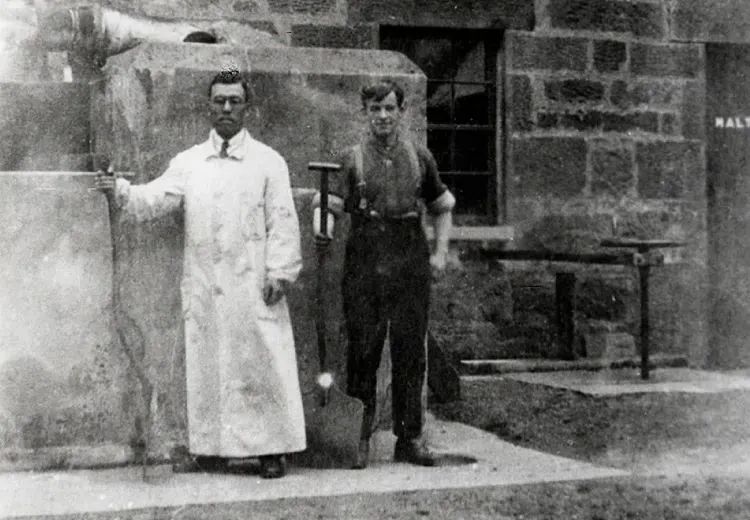 山崎威士忌和茅台,日本山崎酒对比茅台