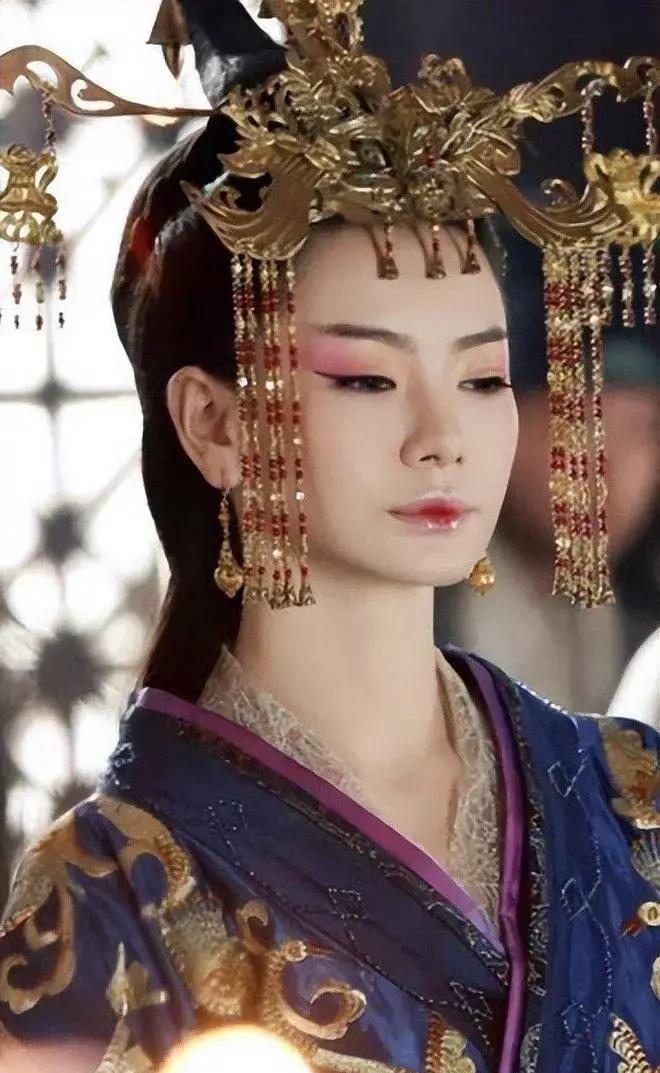 美国走红毯惊艳的女星视频,走红毯惊艳的女星最近视频