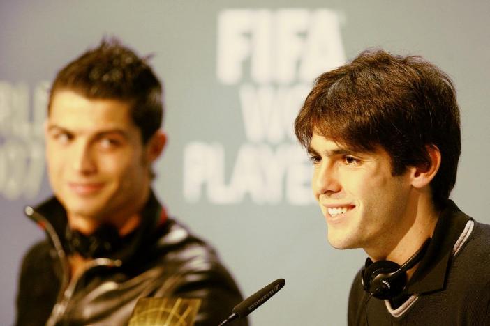 卡卡和梅西的关系,卡卡和前妻谈恋爱视频