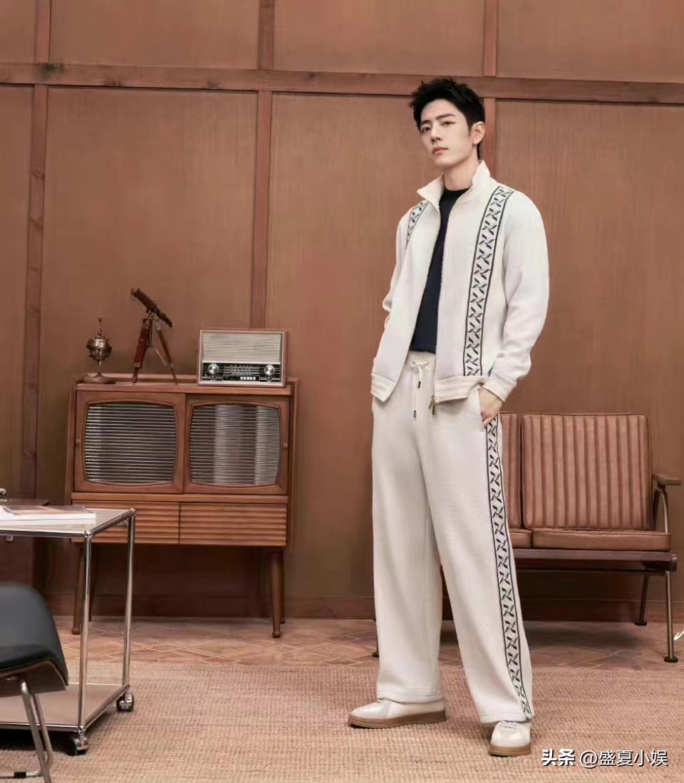 把衣服穿出大牌的效果,运动服也能穿出高级感