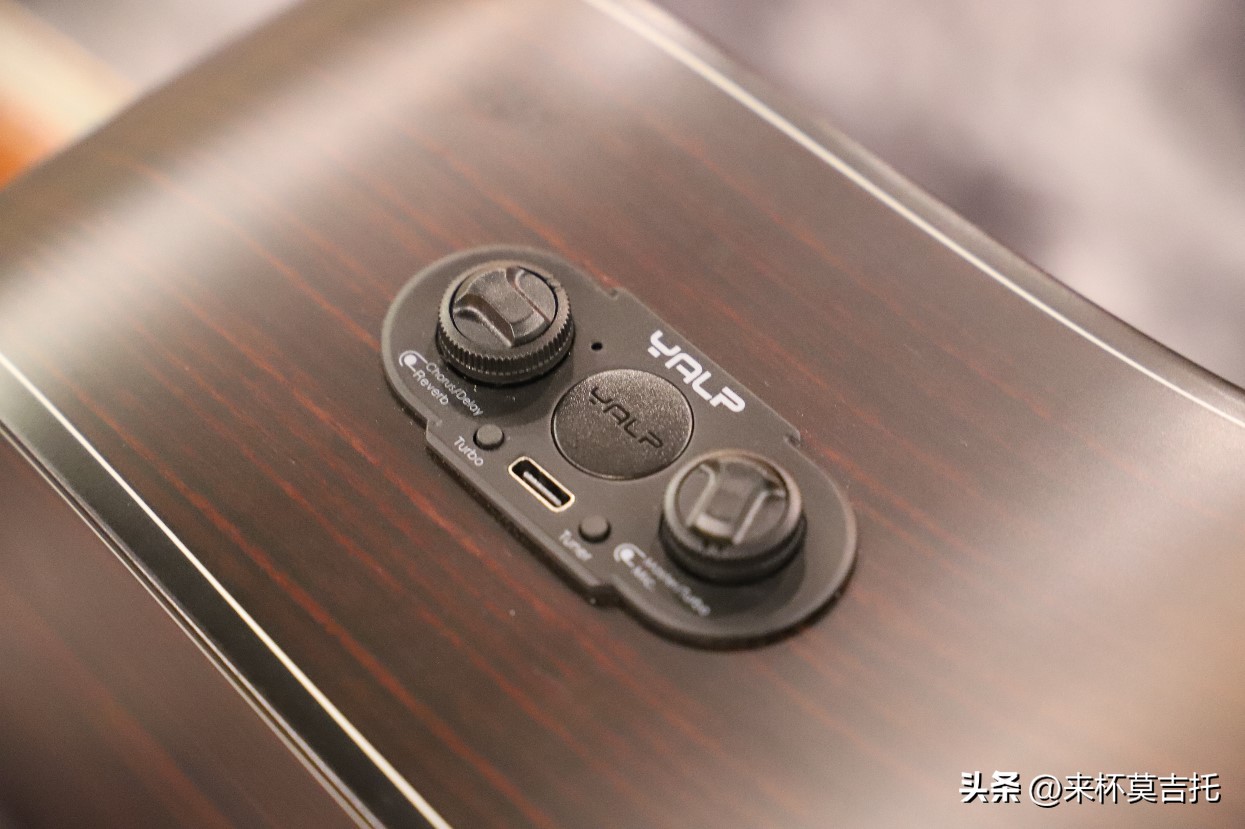 初学吉他买哪种比较好,吉他入门推荐买哪款比较好用的