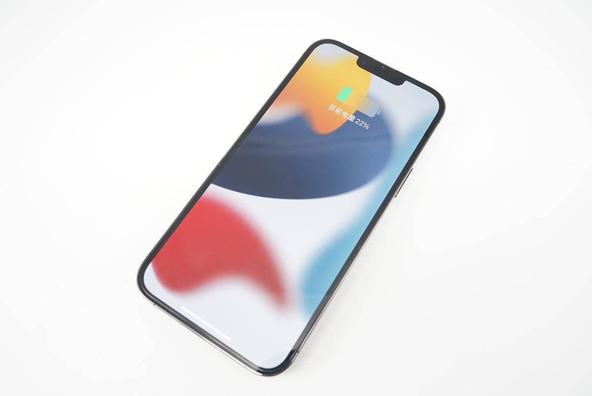 iphone14promax磁吸无线充电宝,iphone14promax带线无线磁吸充电宝