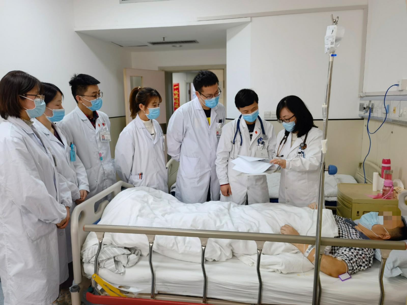 男子发高烧被诊断,男子高烧住院因治疗无效宣布死亡