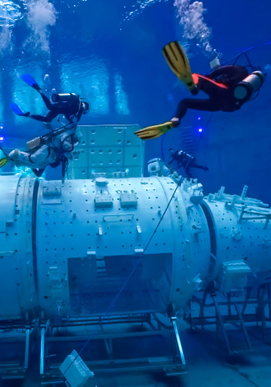 空间站梦天实验舱为什么转位,梦天实验舱与空间站顺利会师视频