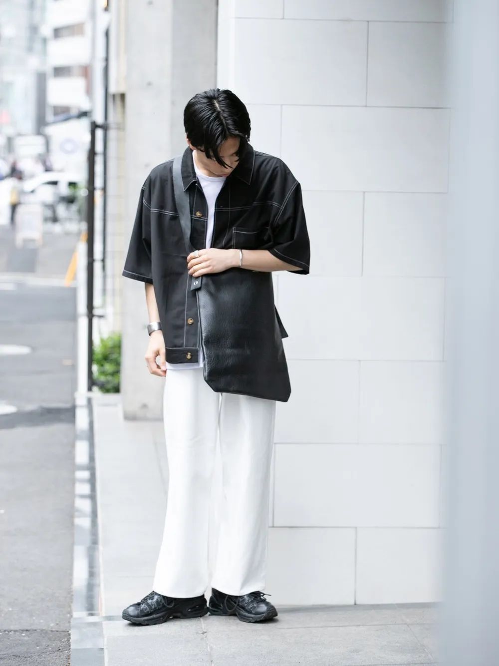 白裤子怎么穿搭显瘦,白裤子搭配上衣什么颜色好看