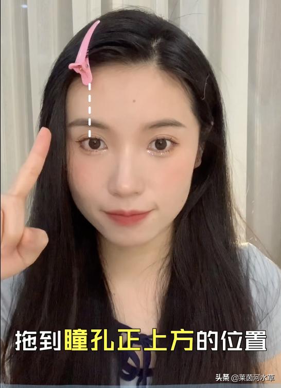 小孩齐刘海太短了怎么补救,小朋友齐刘海变八字刘海