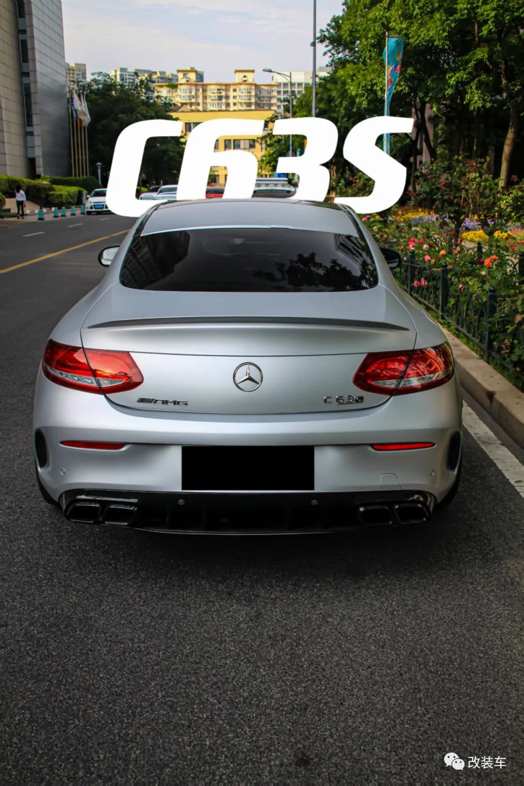 奔驰amgc63与c63s的区别,奔驰amgc63s四门和c63的区别