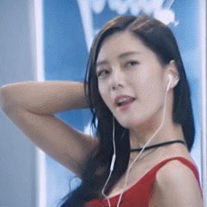 搞笑妹子动态图片,女朋友gif搞笑动态图