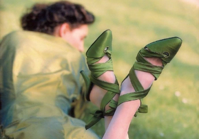 记住这些颜色搭配秒变高级感,哪几种颜色配色比较显高级感