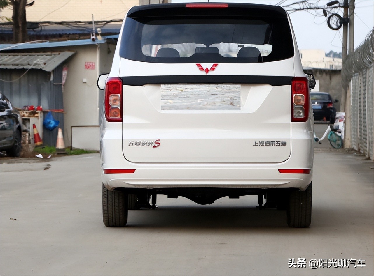 五菱宏光s31.5自吸的动力够不够用,老款五菱宏光有没有涡轮增压