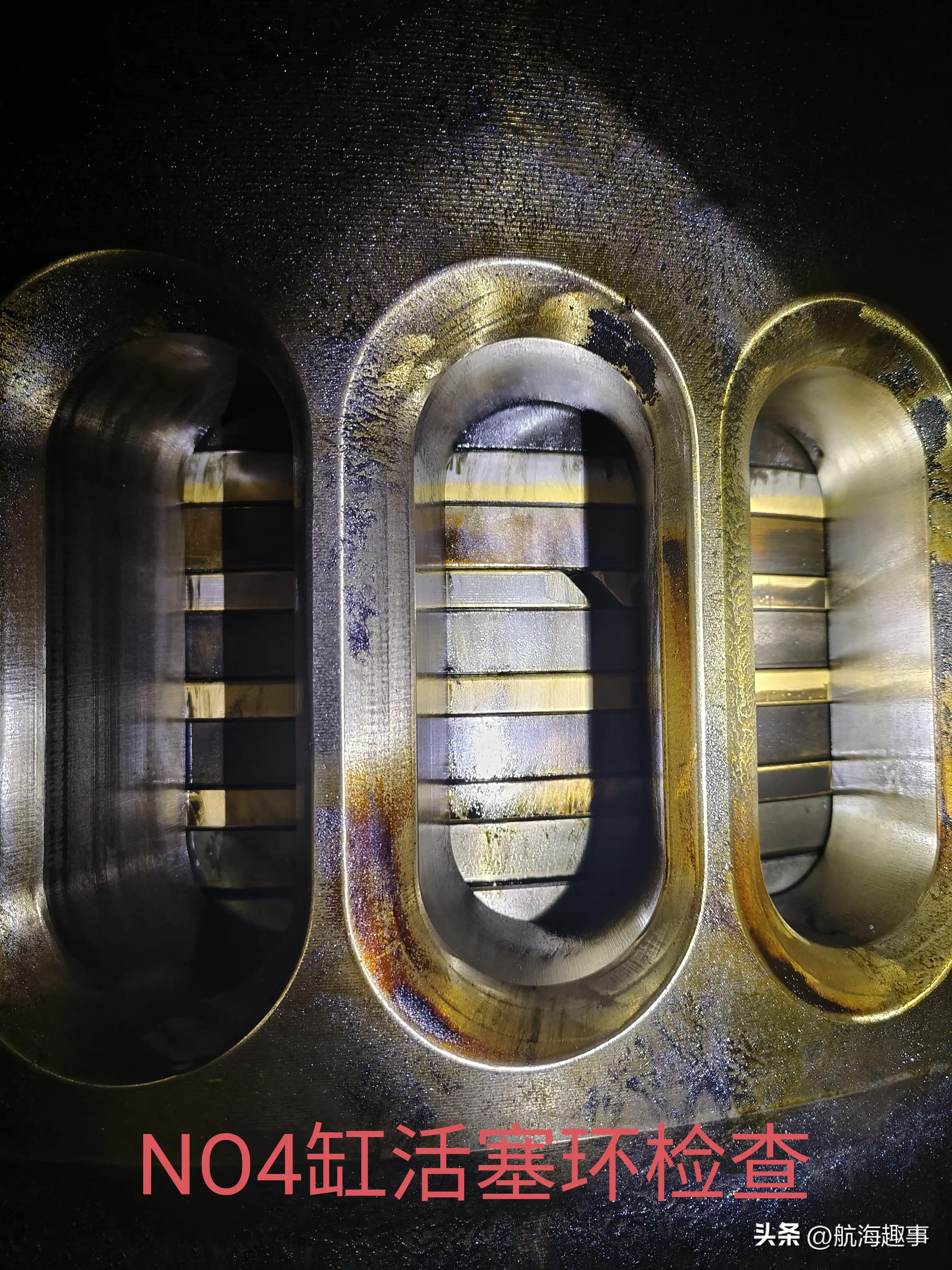 航海的那些事，萨凡纳锚泊9天，主机吊缸，活塞锁紧帽漏油，忙