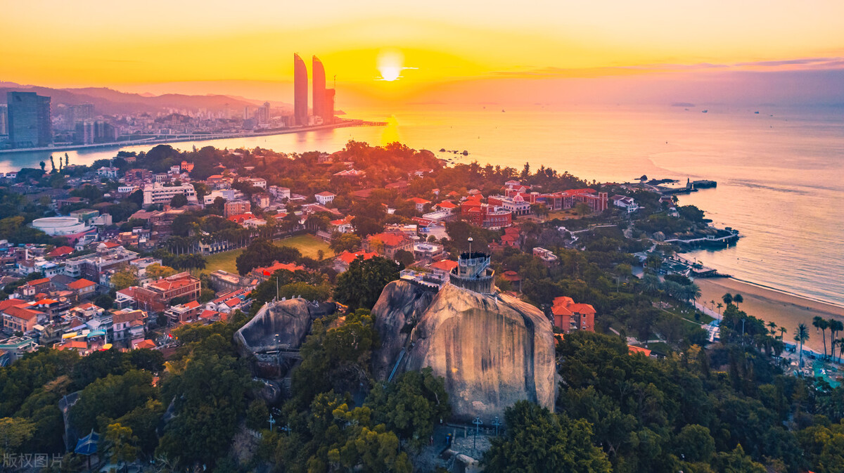 一定要和喜欢的人再去一次鼓浪屿 (这个夏天总要去趟鼓浪屿吧)