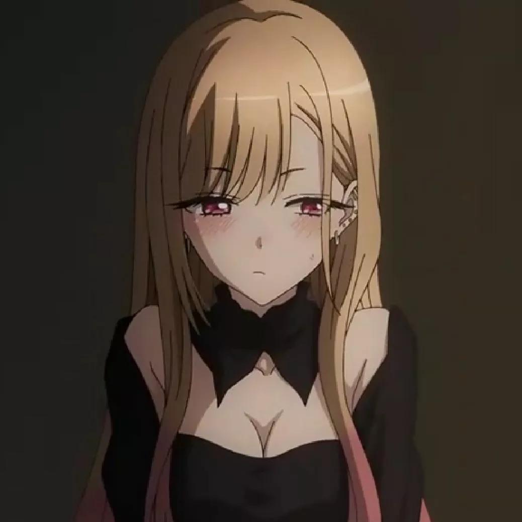 更衣人偶坠入爱河系列头像第一弹（今年的新老婆嘿嘿）