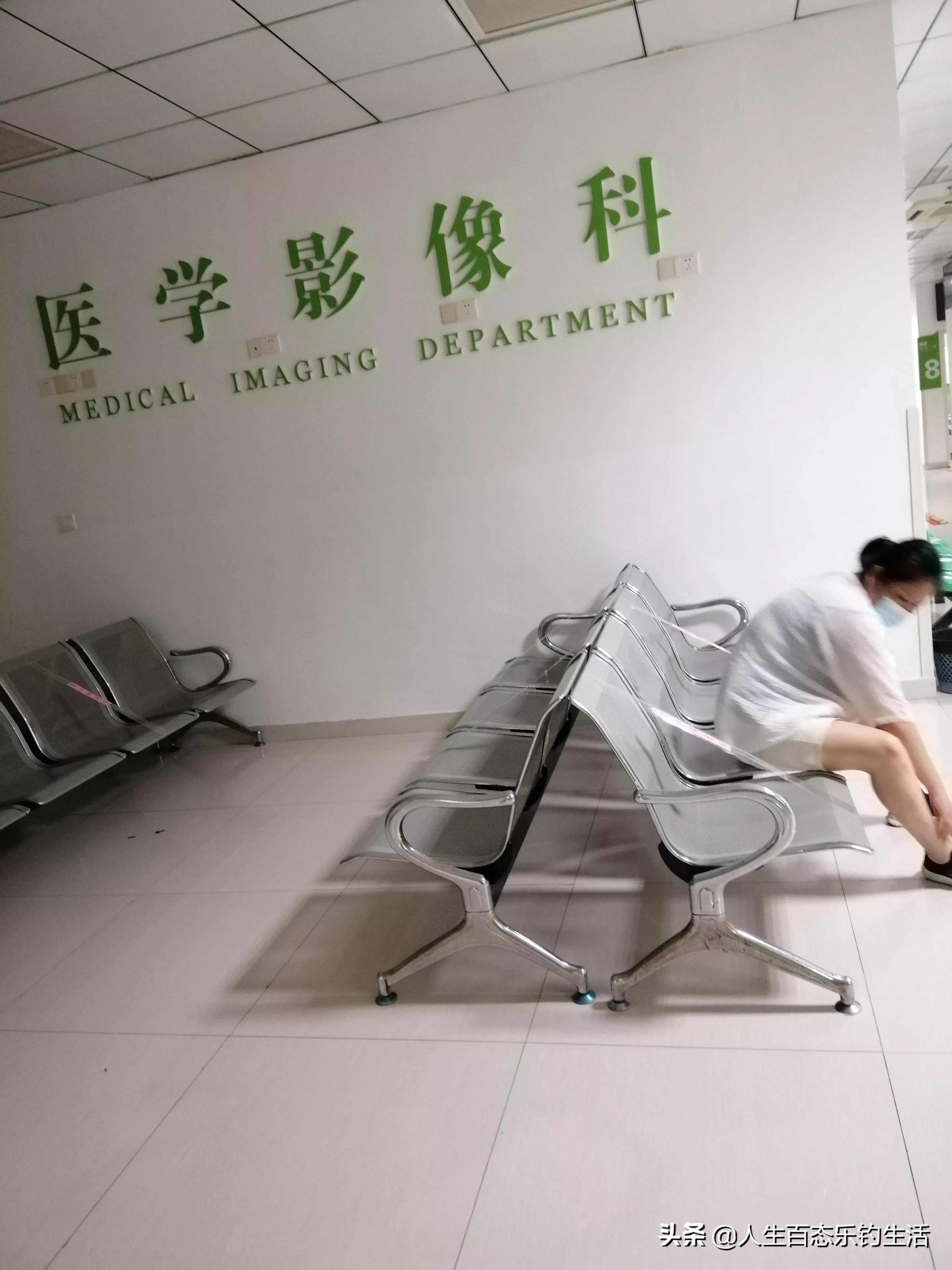 老婆凌晨肾结石发作，骑上新买的雷拉送老婆去医院急诊看病